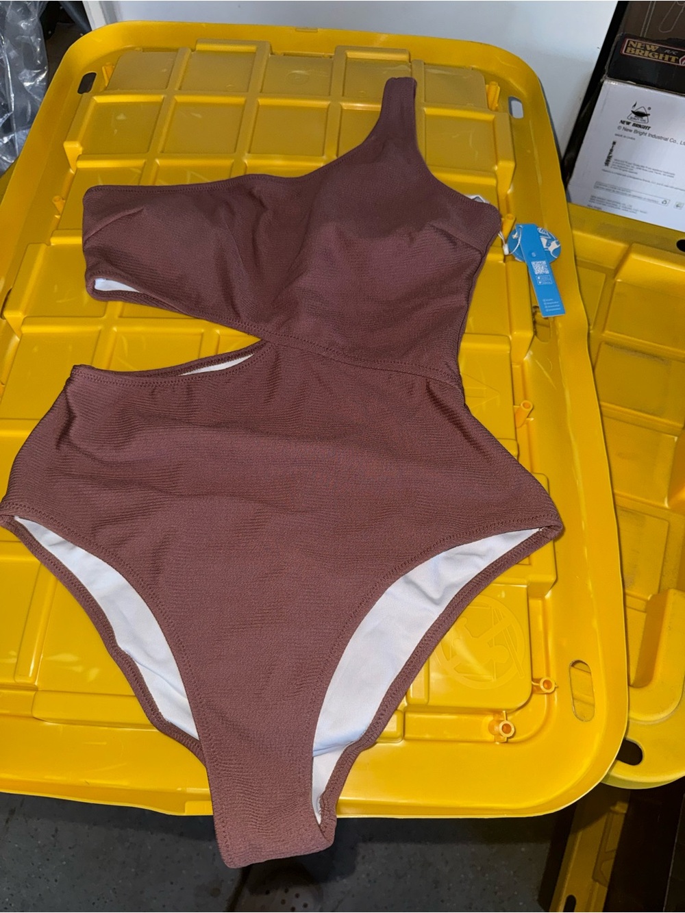 Cupshe One-Shoulder Cutout One-Piece Swimsuit in Mauve Brown